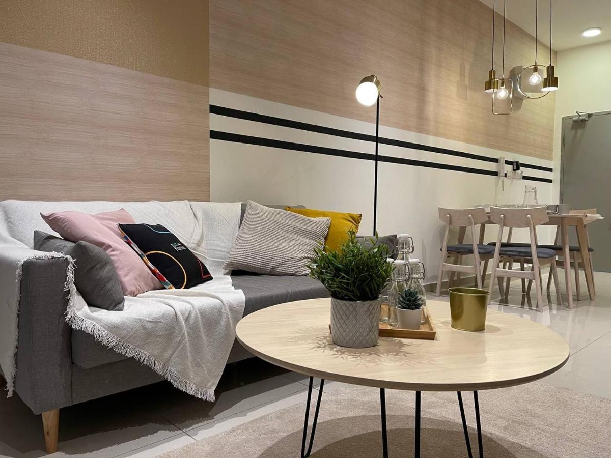 Ezhome Mesahill Nilai Εξωτερικό φωτογραφία
